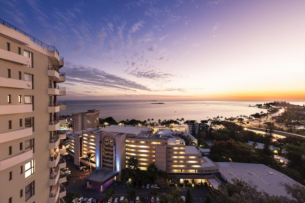 Ramada Hotel & Suites By Wyndham Noumea Exterior foto